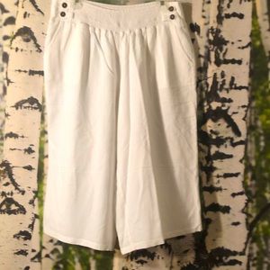Cato Woman 14/16W, White lined Linen, Smocked Waistband